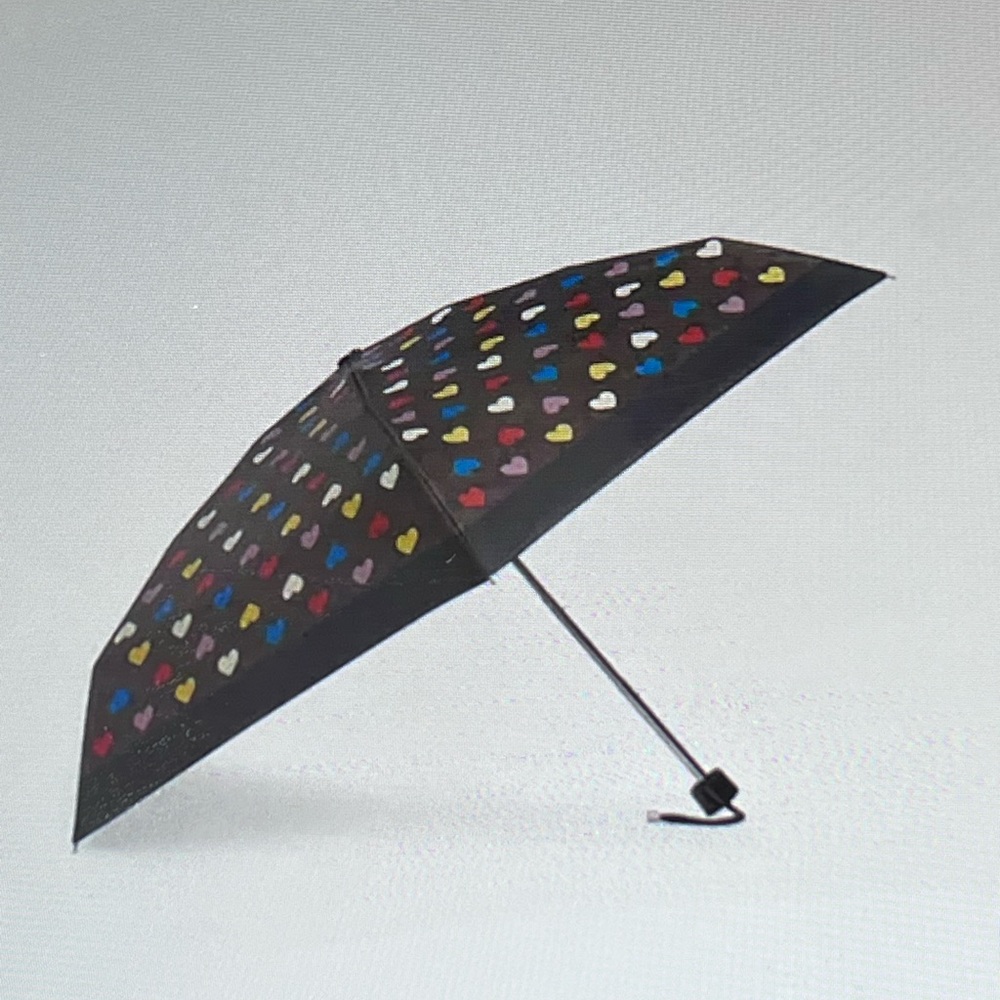 ☔️🌂☔️ COACH UMBRELLA IN SIGNATURE HEART PRINT ☔️🌂☔️ NWT ☔️🌂☔️ - Picture 16 of 16